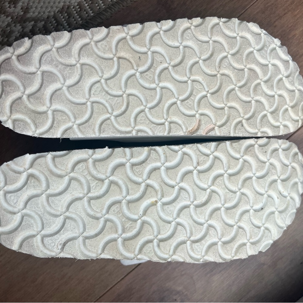 BIRKENSTOCK !LIKE NEW!  Papillio Sandals - White size 39 (US 8/8.5) - Picture 9 of 9